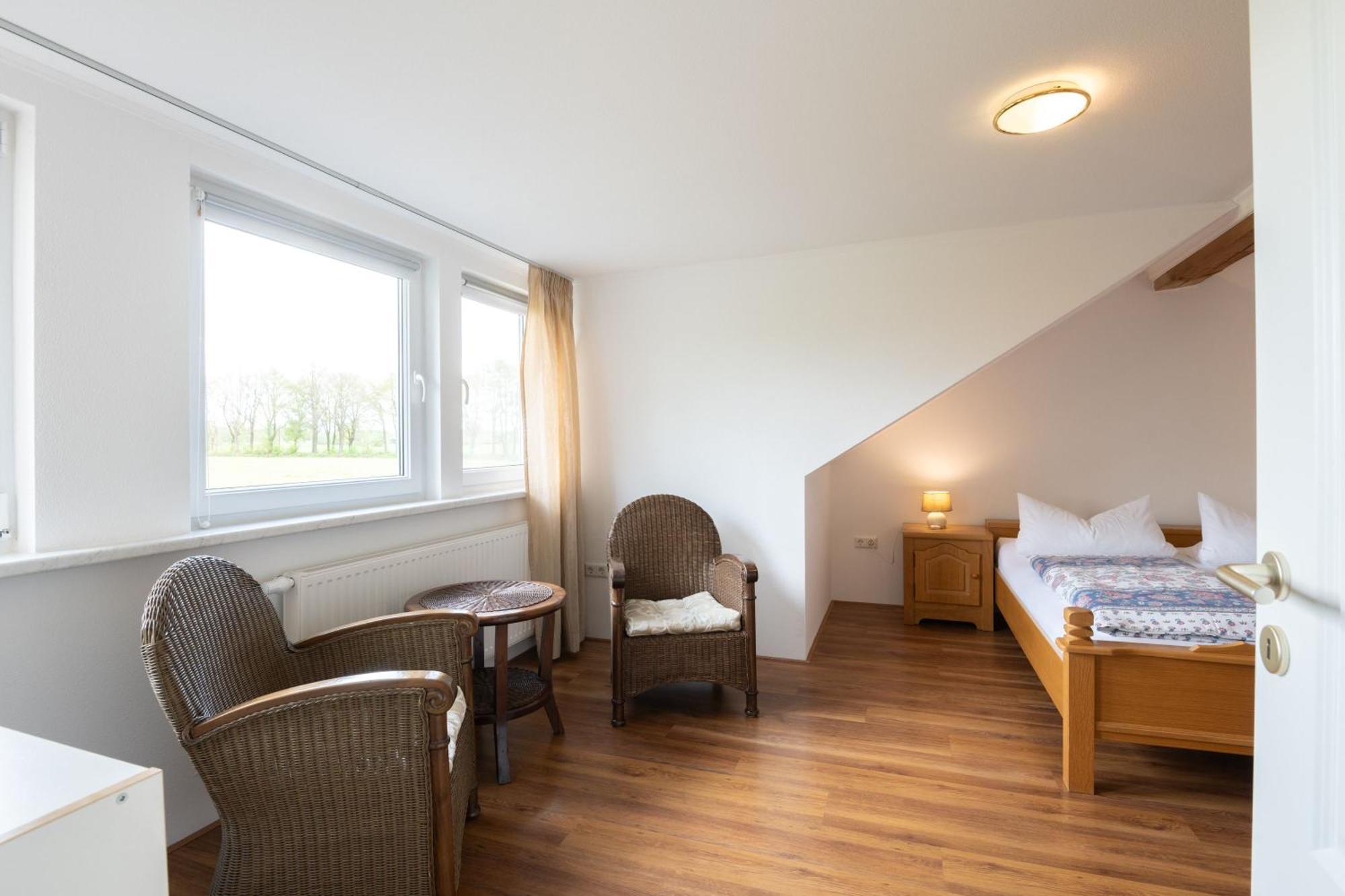 Ferienwohnung Birken Allee, 35181 Schwerinsdorf Exterior photo