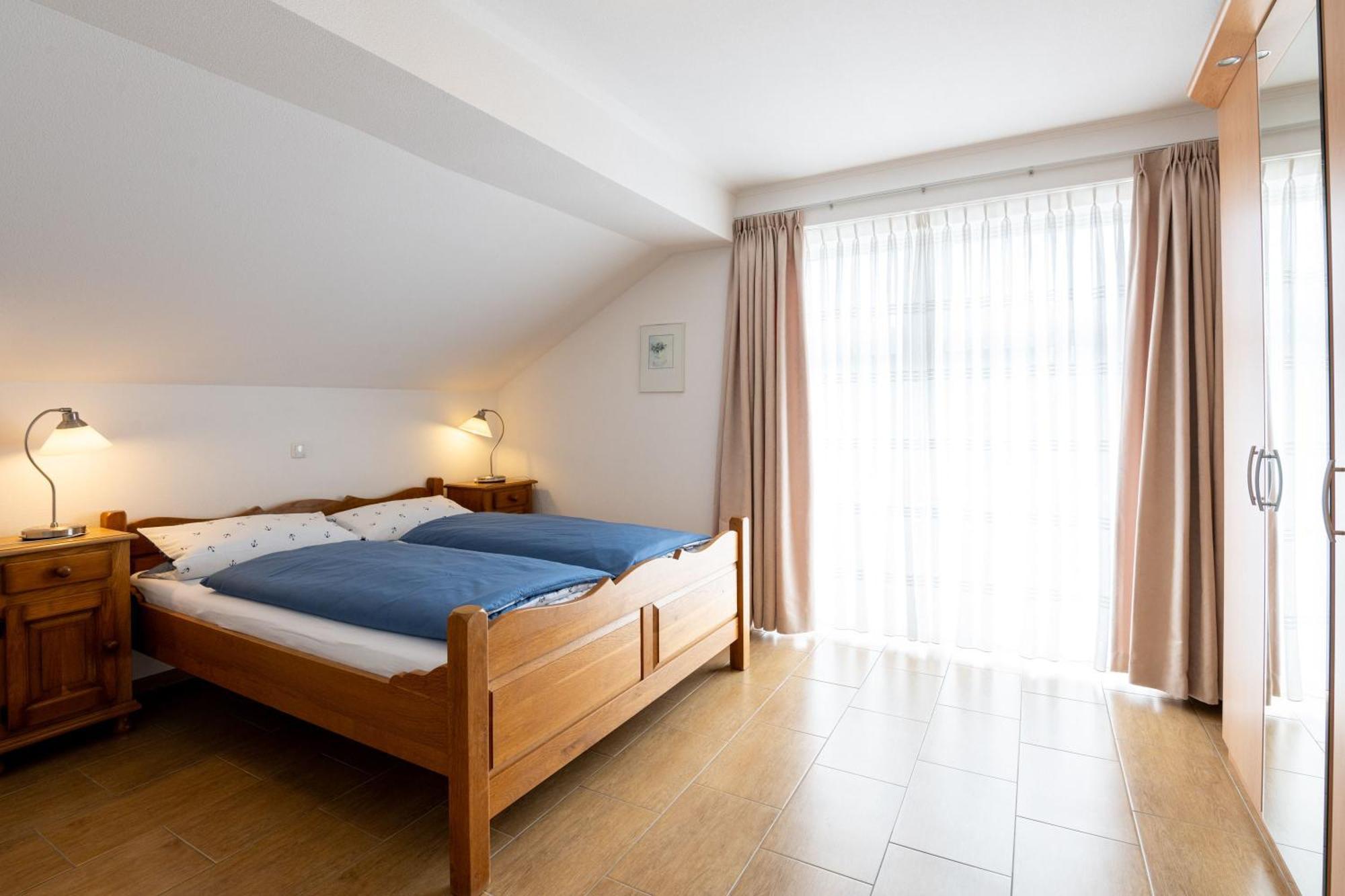 Ferienwohnung Birken Allee, 35181 Schwerinsdorf Exterior photo